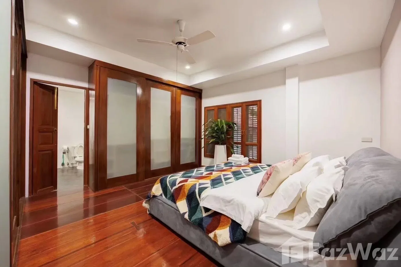 รูป บ้านเดี่ยวให้เช่า 8 ห้องนอน ใน สวนหลวง, กรุงเทพมหานคร 6752697 - รูปที่ 26/48