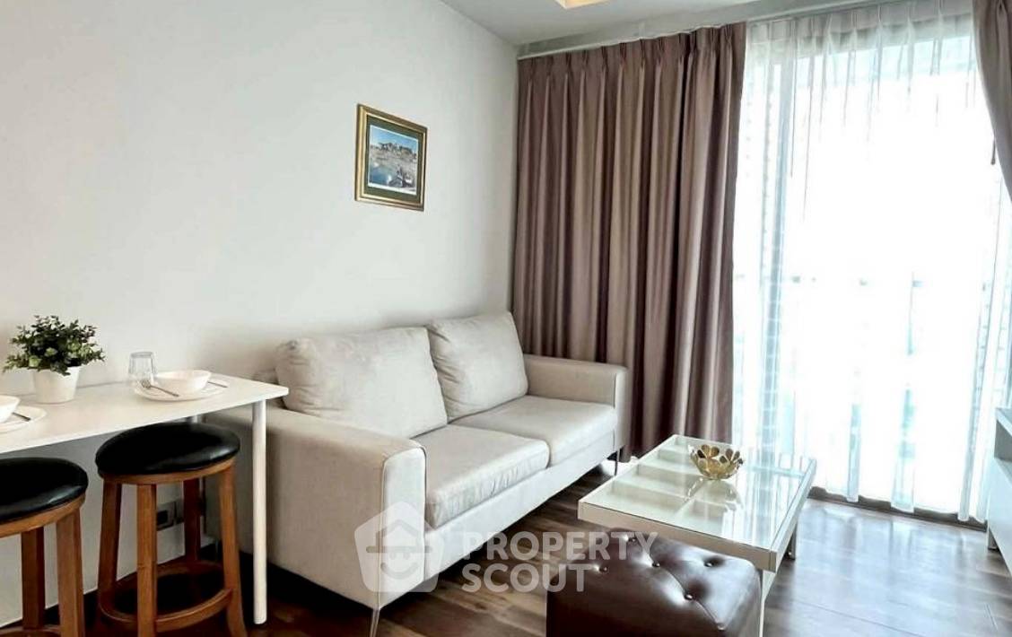 picture 26th-Floor 1-BR Condo At The Peak Towers, Phratamnak (ID 3040376) - 4/7