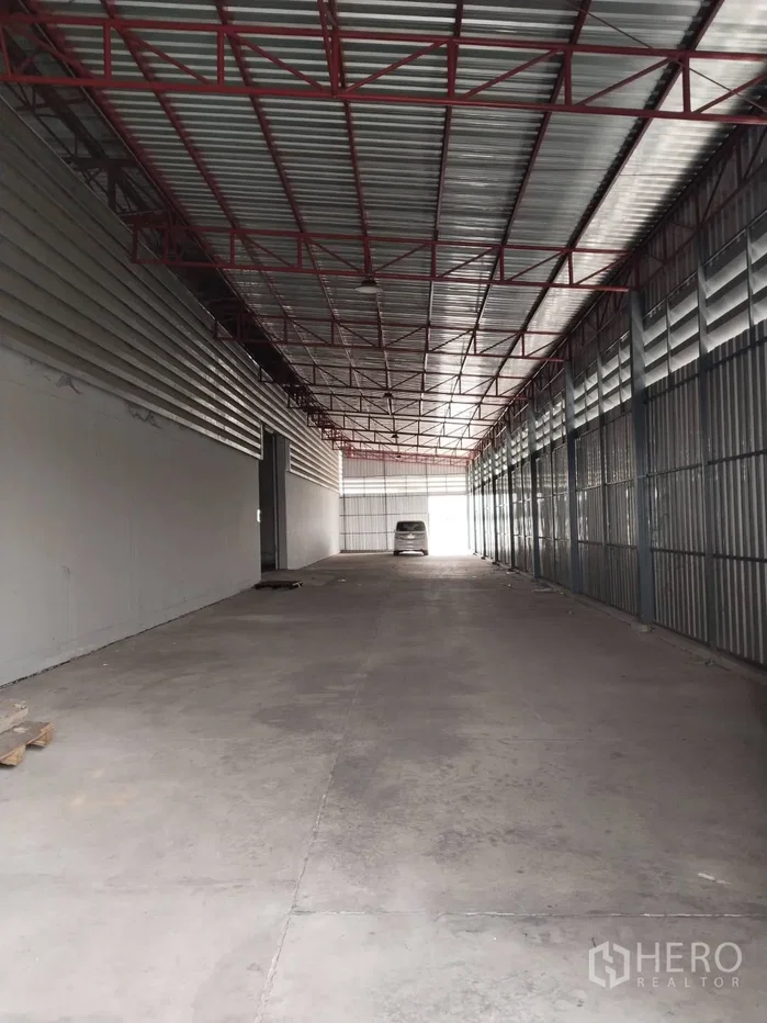 รูป ให้เช่า โกดัง 640 ตรม ทับยาว ลาดกระบัง กรุงเทพมหานคร - รูปที่ 3/4
