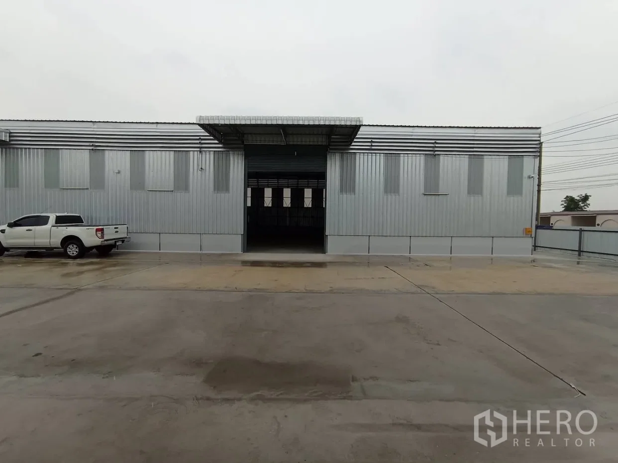 picture For rent Warehouse 300 sqm in Phraek Sa, Mueang Samut Prakan, Samut Prakan - 1/5