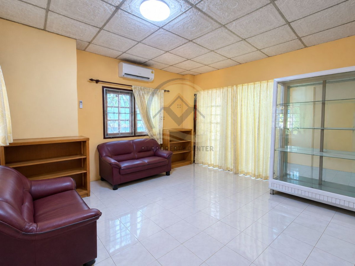 รูป หมู่บ้านเลิศอุบลวัชรพล ซอยร่วมมิตรพัฒนา บางเขน บ้านหลังริม ราคาพิเศษ คุ้มค่าทำเลศักยภาพ เดินทางสะดวก พร้อมเจรจาต่อรองได้ - รูปที่ 4/21