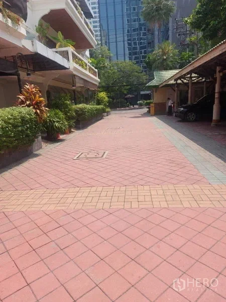 picture For rent Retail Space 320 sqm in Lumphini, Pathum Wan, Bangkok BTS Chitlom - 12/12