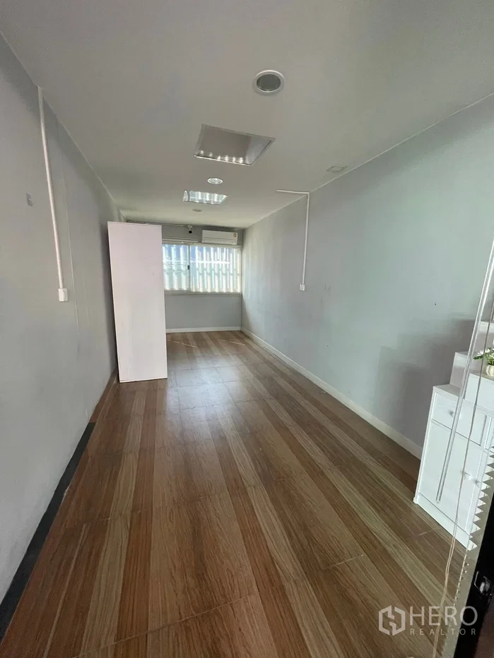รูป ให้เช่าหรือขาย บ้านเดี่ยว 7 ห้องนอน ลาดสวาย ลำลูกกา ปทุมธานี - รูปที่ 15/20