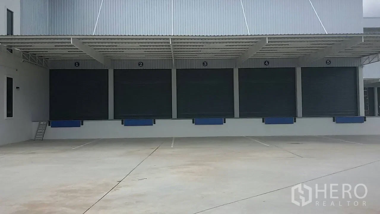 picture For rent Warehouse 6200 sqm in Ban Bueng, Chon Buri - 2/13