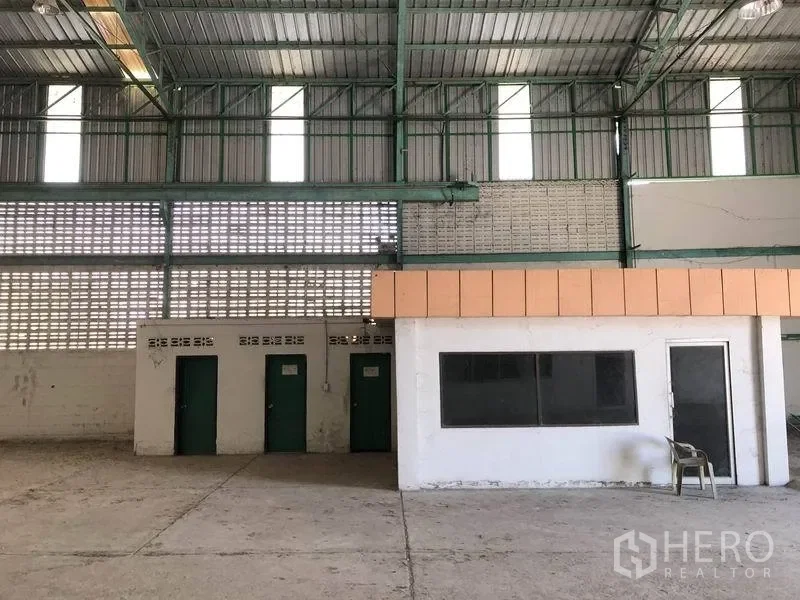 รูป ให้เช่า โกดัง 4000 ตรม บ้านระกาศ บางบ่อ สมุทรปราการ - รูปที่ 4/5