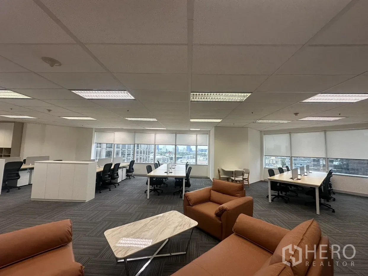 picture For Rent Office Space 227 sq.m. in Lumphini, Pathum Wan, Bangkok BTS Phloen Chit - 4/11