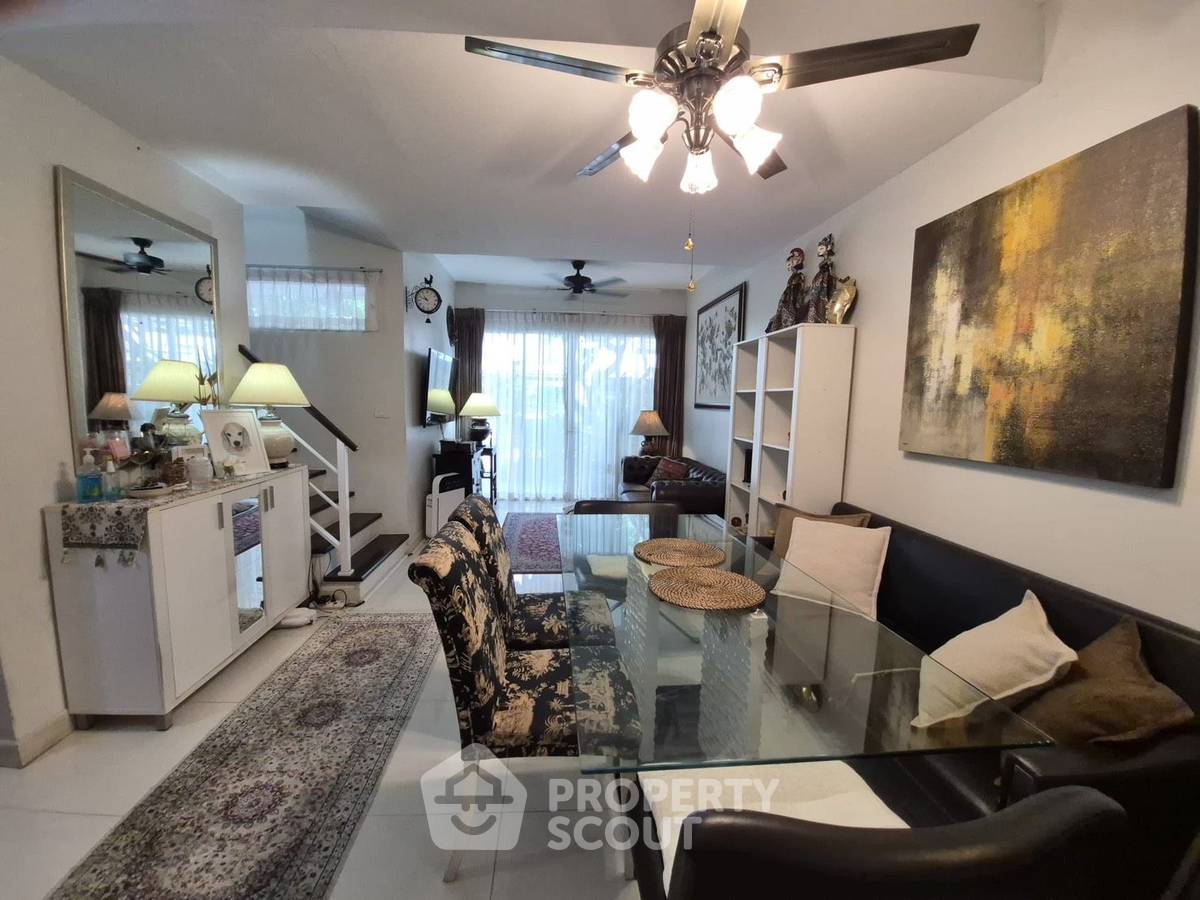 รูป ทาวน์เฮาส์ 3 ห้องนอน ใน The Connect Bearing Station (ID 3284338) - รูปที่ 2/9