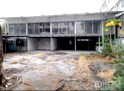 Factory for rent : For rent or sale Warehouse 357 sqm in Bang Khlo, Bang Kho Laem, Bangkok
