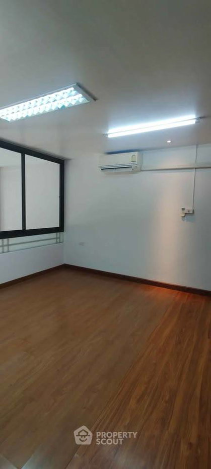 รูป คอนโด 2 ห้องนอน Lumpini Place Rama 3 - Riverine ให้เช่า (ID 3293542) - รูปที่ 6/9