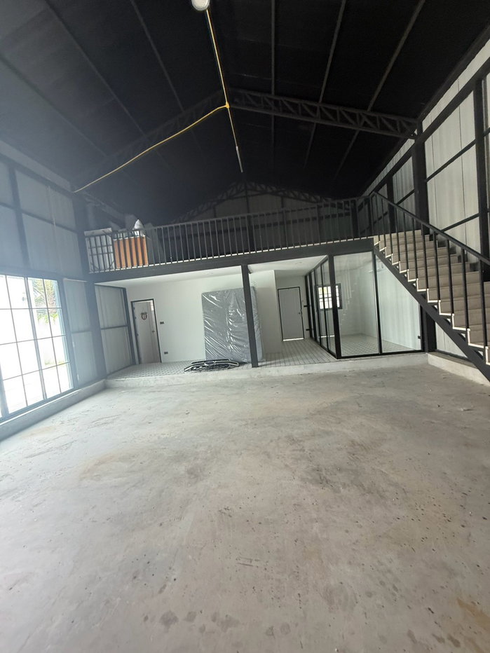 รูป บ้านส่วนตัว🏠มีสระว่ายน้ำในตัว อินเตอร์เน็ต ส่วนตัว ขนาด 168 ตรม. 5ห้องนอน 5 ห้องน้ำ มีห้องเก็บของ ระบบมีรีโมท มีกล้องงวจรปิด ใกล้อ่างมาบประชัน - รูปที่ 49/72