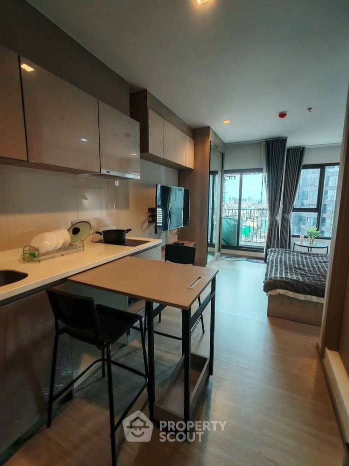 picture Studio Condo at Life Asoke - Rama 9 near MRT Phra Ram 9 (ID 3292314) - 3/16