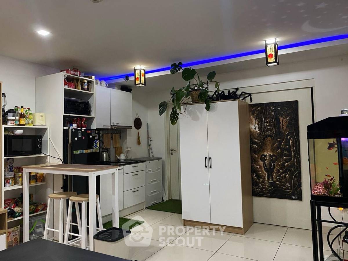 รูป คอนโด 2 ห้องนอน ขายที่ Siam Oriental Plaza พระตำหนัก (ID 3281873) - รูปที่ 2/27