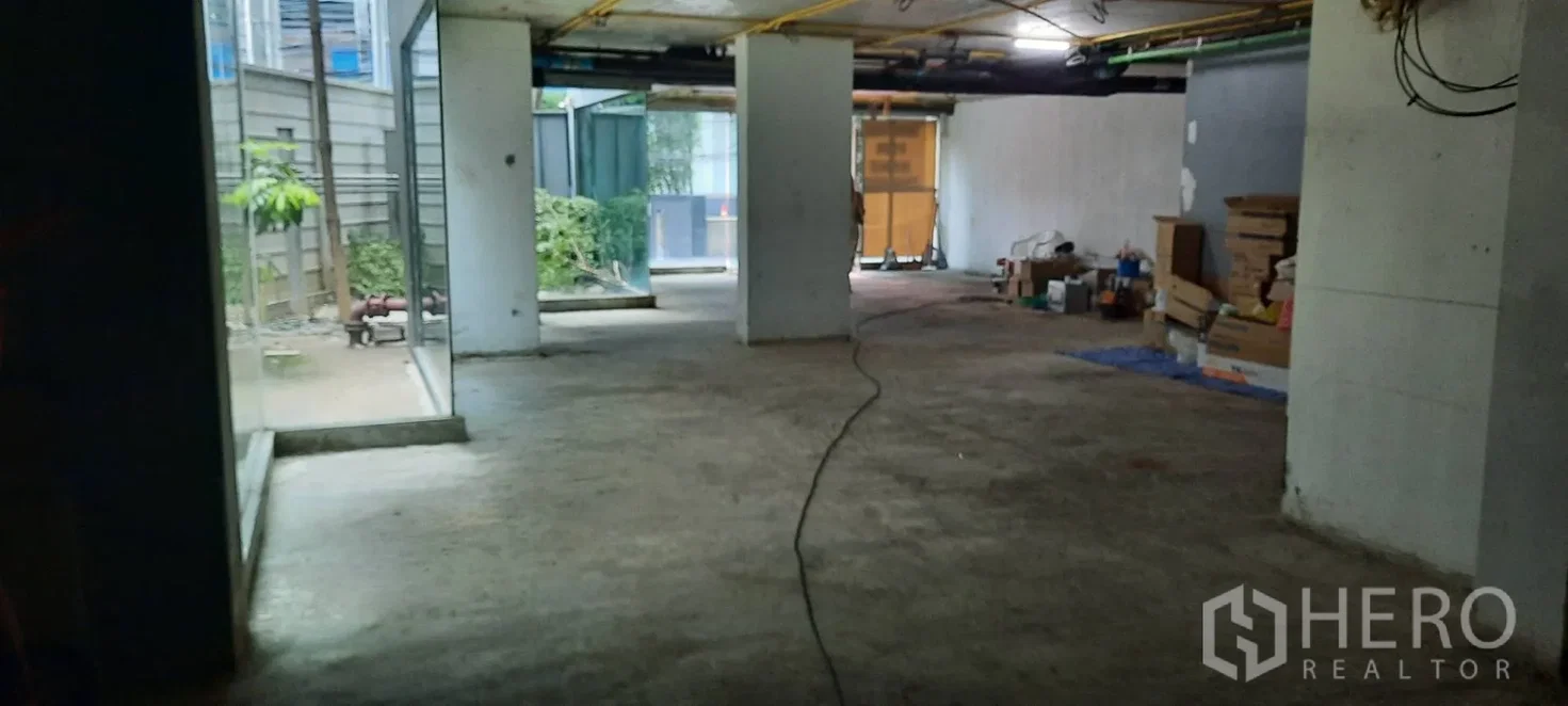รูป ให้เช่า พื้นที่ขายของ 155 ตรม คลองเตยเหนือ วัฒนา กรุงเทพมหานคร BTS อโศก - รูปที่ 3/6