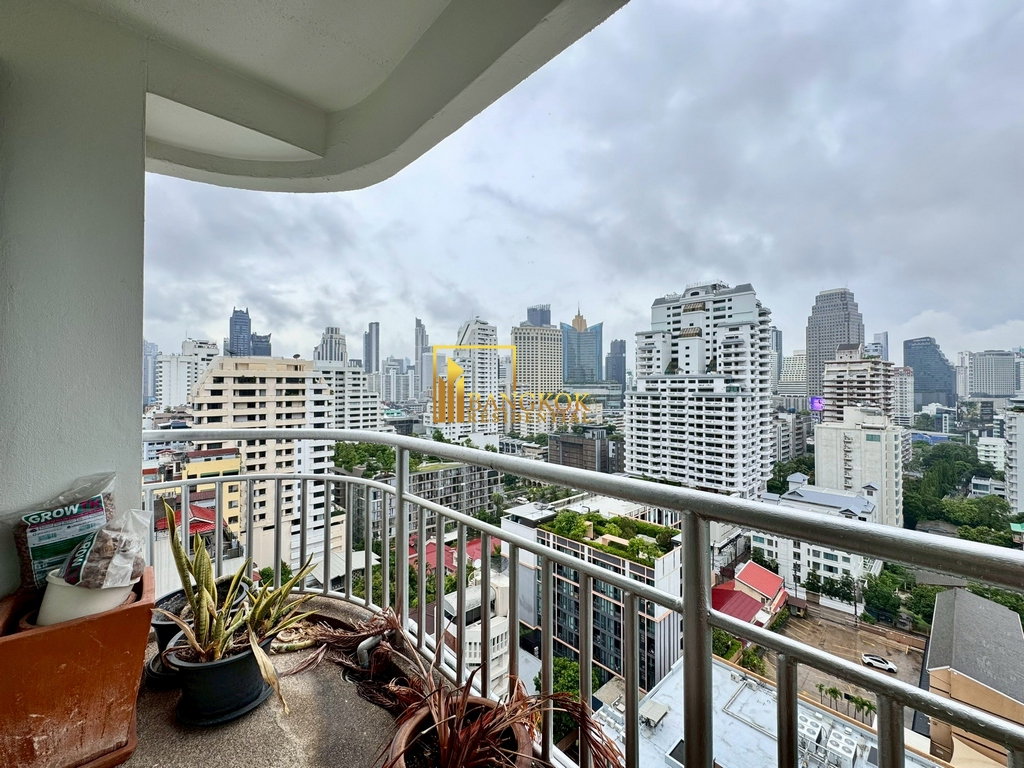 รูป Lake Green | 3 Bedroom Condo For Rent in Nana - BR6798CD - รูปที่ 8/35