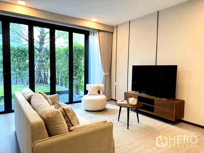 Houses for rent Bangkok : For Rent and Sale 4 Bedroom Detached House in VIVE Krungthep Kreetha in Thap Chang, Saphan Sung, Bangkok