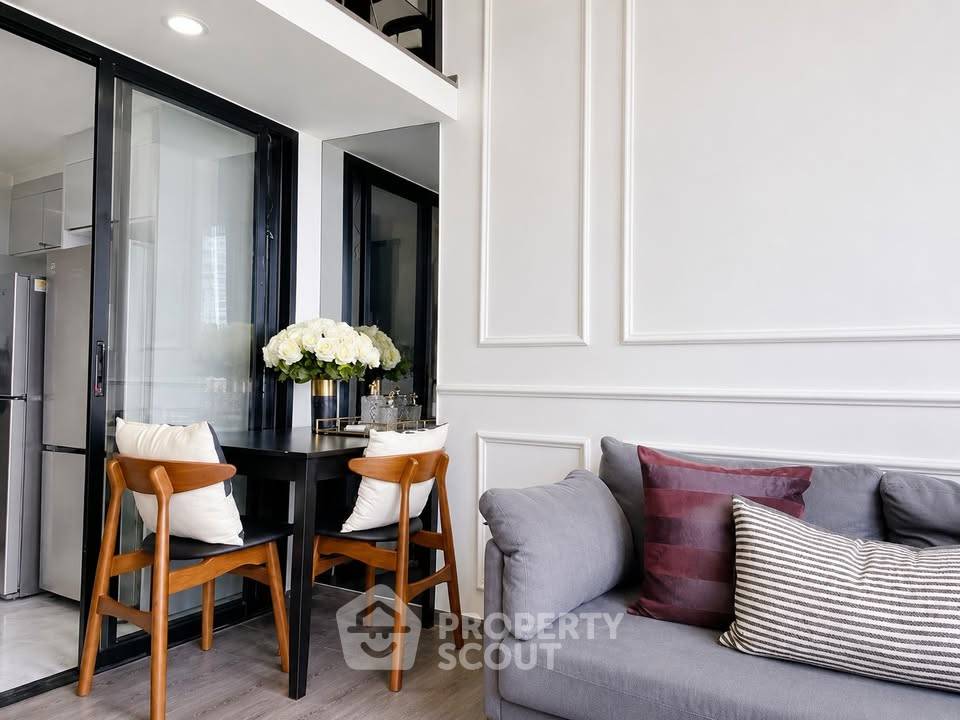 รูป ชั้นสูง 1 ห้องนอน Knightsbridge Space Ratchayothin ใกล้ BTS รัชโยธิน (ID 3293175) - รูปที่ 3/6