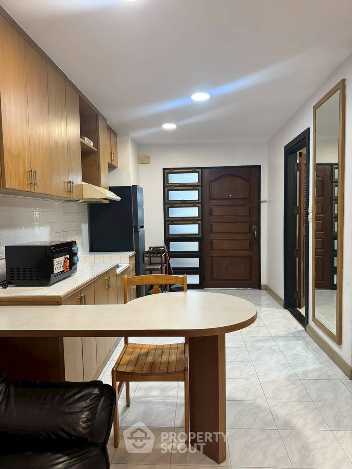 รูป คอนโด 1-ห้องนอน ที่ ศุภาลัย เพลส สุขุมวิท 39 ใกล้ BTS พร้อมพงษ์ (ID 560346) - รูปที่ 11/18