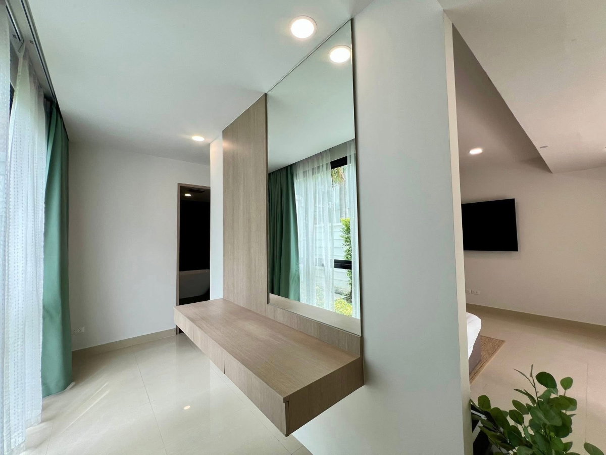 รูป ให้เช่าคอนโดหรู Gardenia Pattaya 4 ห้องนอน ชั้น 1 ยูนิตขนาดใหญ่เข้าถึงสวนได้ง่าย เหมาะสำหรับครอบครัว - รูปที่ 20/37