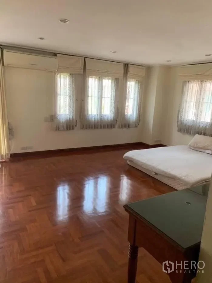 รูป ให้เช่า ทาวน์เฮาส์ 4 ห้องนอน Villa 49 (วิลล่า 49) คลองตันเหนือ วัฒนา กรุงเทพมหานคร BTS ทองหล่อ - รูปที่ 7/15