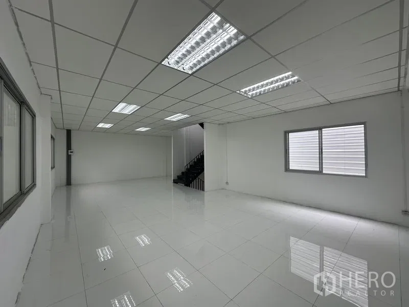 picture For rent Factory 531 sqm in Khlong Luang, Pathum Thani - 9/14