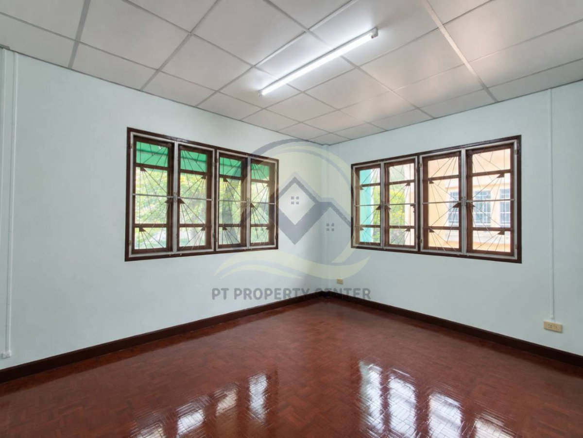 รูป หมู่บ้านบุศรินทร์ รังสิต 1 ถนนรังสิต-นครนายก 46 (ลำลูกกา 11) ปทุมธานี  บ้านเปล่าหลังริมพร้อมอยู่ ราคาพิเศษ เปิดกว้างสำหรับเจรจา สามารถต่อรองได้  - รูปที่ 19/26