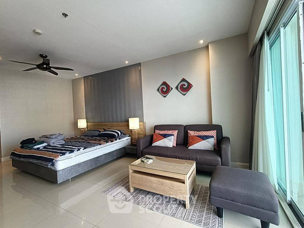 picture 1-BR Condo at View Talay 3 close to Phratamnak (ID 3281928) - 4/10