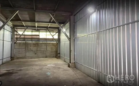 For rent Warehouse 2000 sqm in Phra Samut Chedi, Samut Prakan