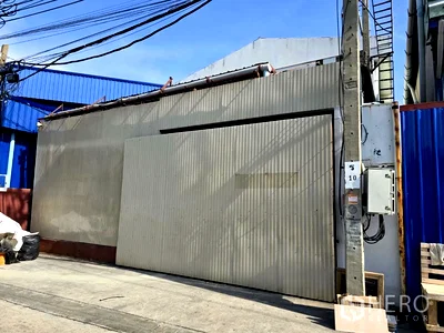 Factory for rent Phra Pra Daeng Samut Prakarn : For rent Warehouse 420 sq.m. in Phra Pradaeng, Samut Prakan
