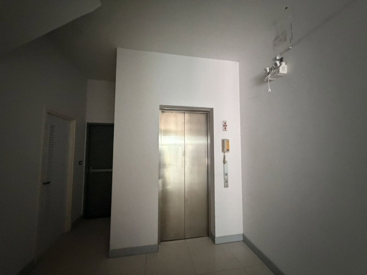 picture For Rent: Samyan Business Town Rama 4 - 5/8
