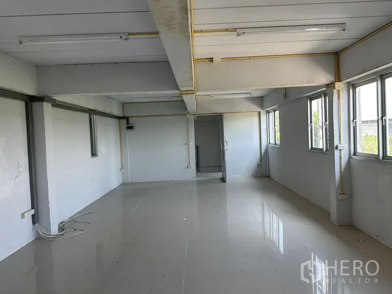 รูป ให้เช่า โรงงาน 1300 ตรม ลำลูกกา ปทุมธานี - รูปที่ 7/12