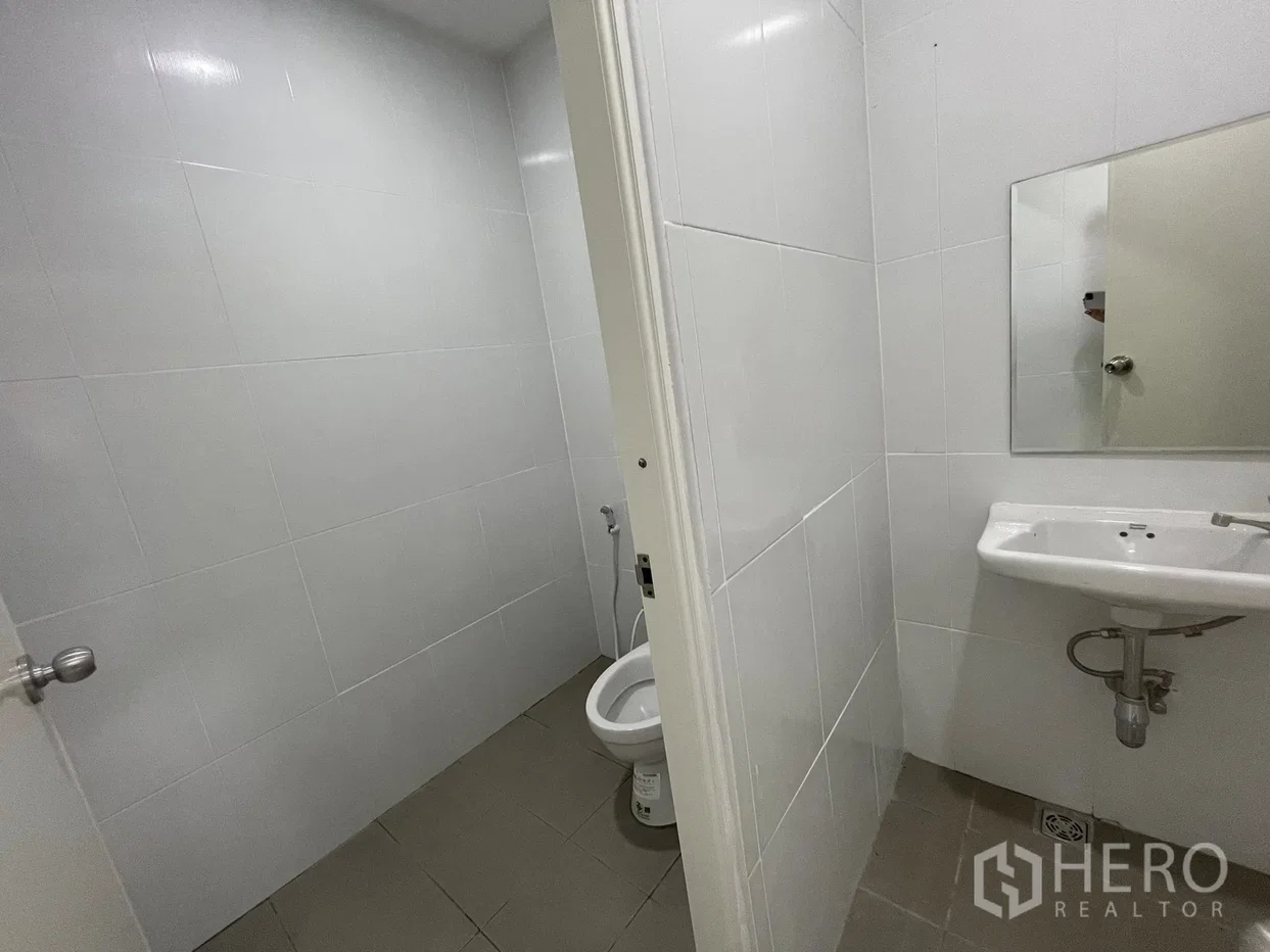 รูป ให้เช่า โกดัง 857 ตรม ปากเกร็ด ปากเกร็ด นนทบุรี - รูปที่ 6/13