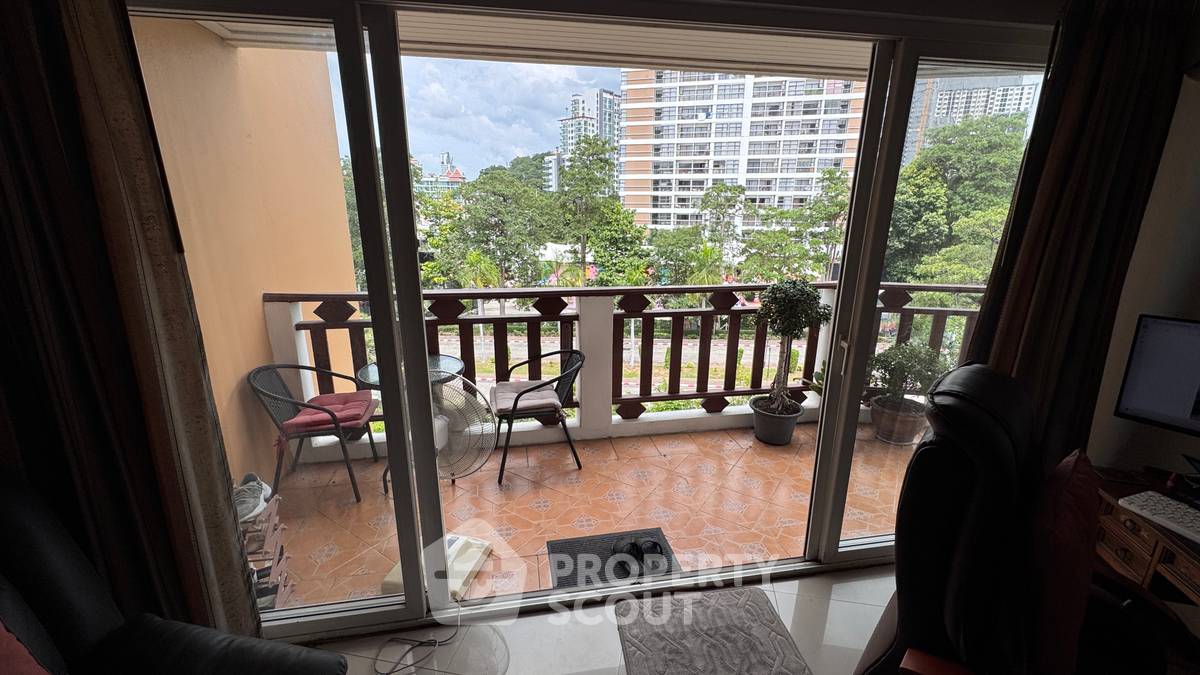 picture Spacious 1-BR 104 Sqm At Royal Hill Resort Condominium (ID 3281840) - 9/31