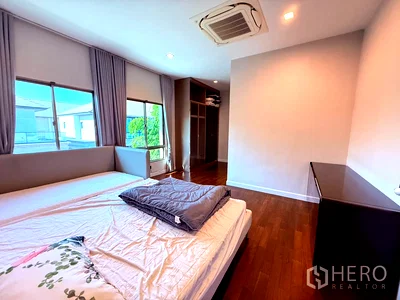 Houses for rent Bangkok : For rent/sale 4 Bedrooms Detached House in Grand Bangkok Boulevard Srinakarin in Nong Bon, Prawet, Bangkok