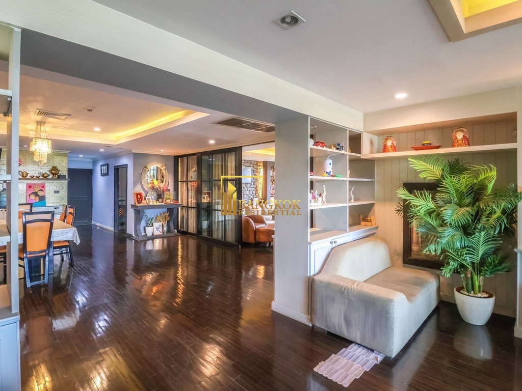 picture Oriental Towers | Spacious 3 Bed Condo For Sale in Ekkamai - BR60660CD - 7/31