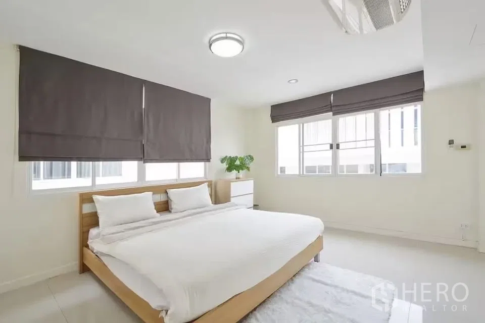 picture For rent 5 Bedroom Detached House in Watthana, Bangkok - 9/26