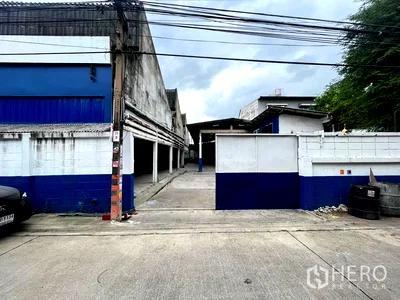 Factory for rent BTS Udom Suk : For rent Warehouse 1200 sqm in Bang Chak, Phra Khanong, Bangkok BTS Udom Suk