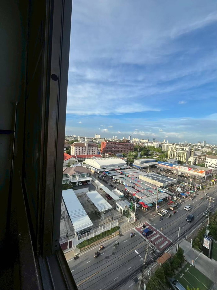 picture For rent 107 Baring Condo Ready to move in - 4/6