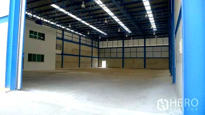 Factory for rent Bang Pu Industrial Estate (North) : For rent Warehouse 728 sqm in Bang Phli, Samut Prakan
