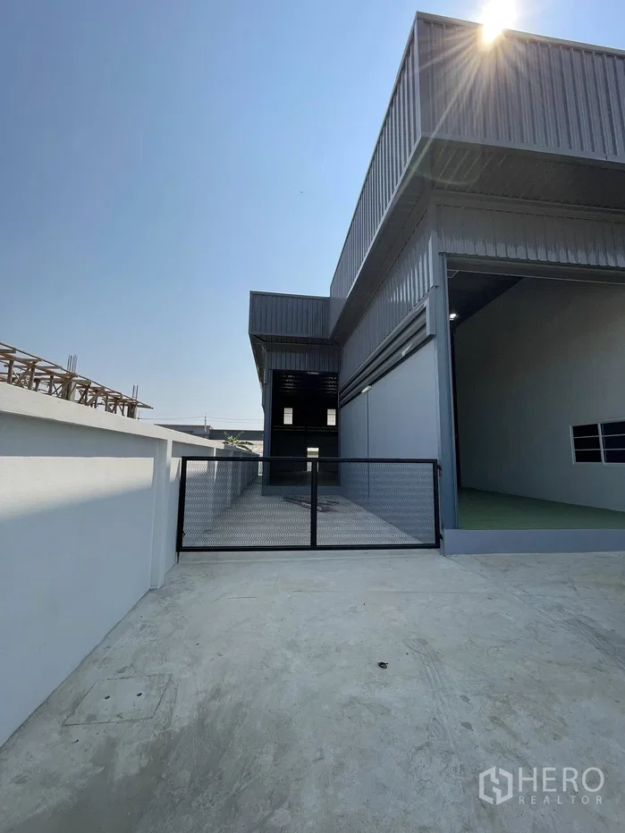 รูป ให้เช่าหรือขาย โรงงาน 456 ตรม บางปลา บางพลี สมุทรปราการ - รูปที่ 2/12