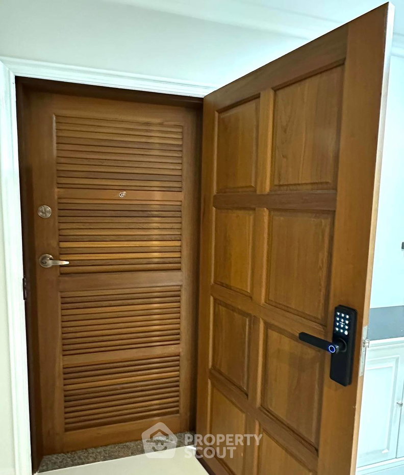 รูป คอนโด 2 ห้องนอน ชั้น 16 ขนาด 129 ตร.ม. View Talay 3 ขาย (ID 3281922) - รูปที่ 3/27