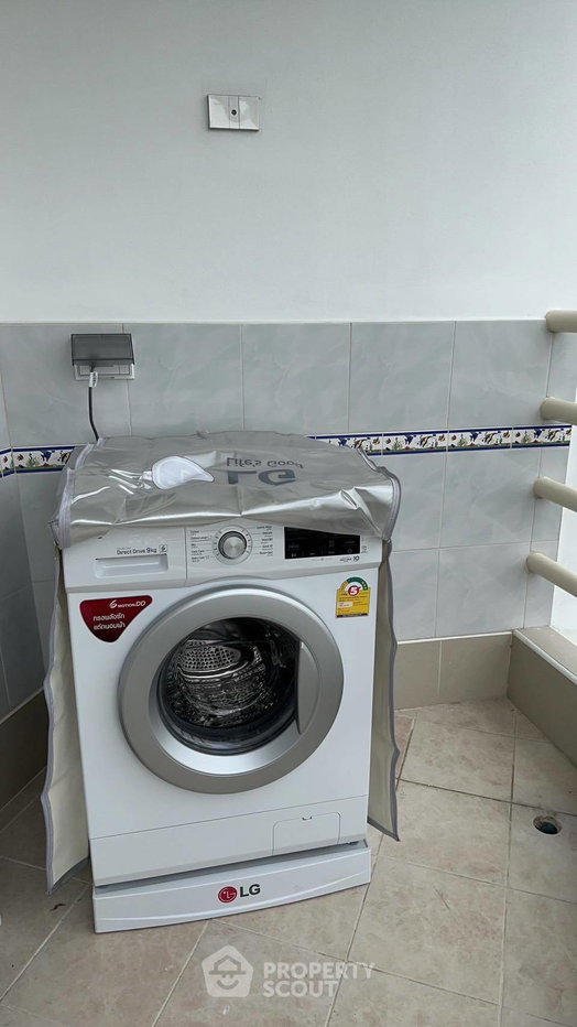 รูป คอนโด 1 ห้องนอน View Talay 8 Condominium ใกล้หาดจอมเทียน (ID 3281936) - รูปที่ 1/19