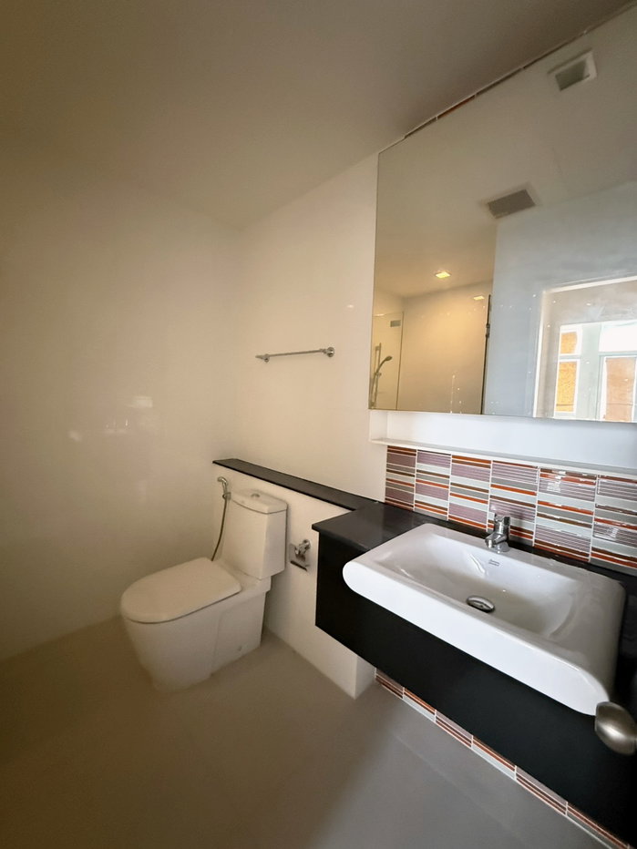 รูป ขายคอนโด The Coast Condominium 34.91ตร.ม. ทำเลดีแยกบางนา เชื่อม Skywalk BTS บางนา ใกล้ทางด่วน พร้อมอยู่! 🔥 - รูปที่ 8/17