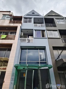 ขาย ทาวน์เฮ้าส์ 5 ห้องนอน ใน พลับพลา, กรุงเทพมหานคร 6758522