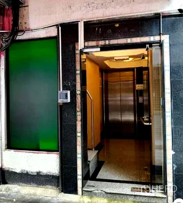 เช่าพื้นที่ขายของ เขตวัฒนา : ให้เช่า พื้นที่ขายของ 50 ตรม คลองเตย คลองเตย กรุงเทพมหานคร BTS อโศก