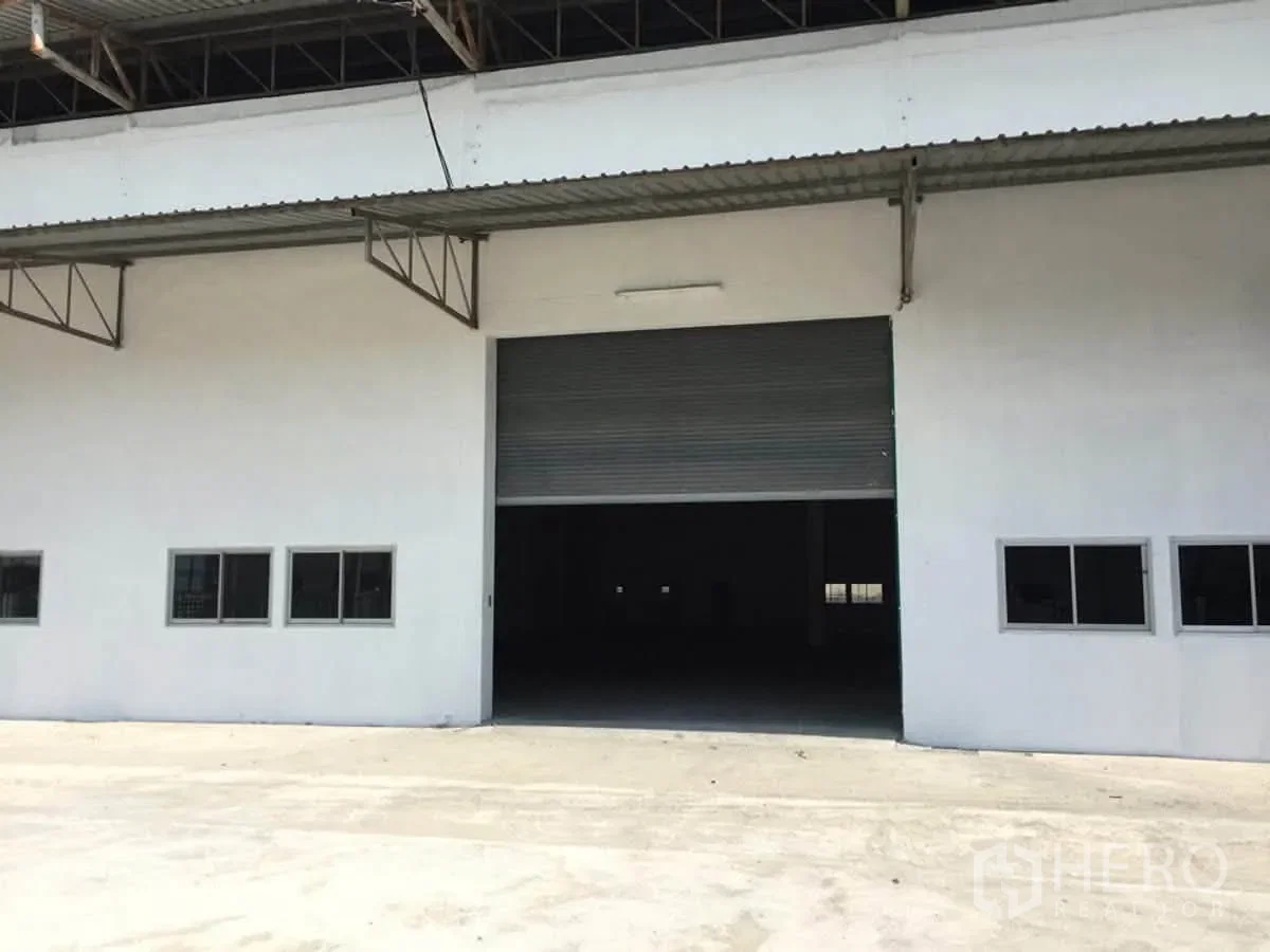 รูป ให้เช่า โกดัง 1200 ตรม บางเสาธง สมุทรปราการ - รูปที่ 2/5