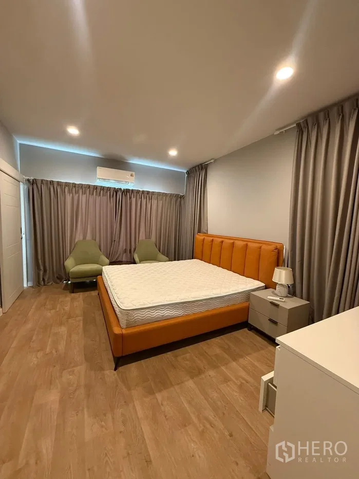 รูป ให้เช่า บ้านเดี่ยว 5 ห้องนอน บางกะปิ กรุงเทพมหานคร - รูปที่ 6/12