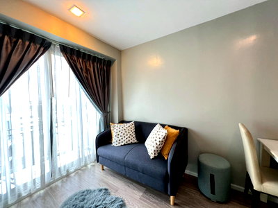 Condos for sale : THE KNIGHT II Condo, Sukhumvit 107 – near BTS Bearing; priced attractively for investment.