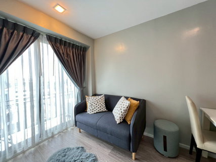 คอนโด THE KNIGHT II สุขุมวิท 107  ใกล้รถไฟฟ้า BTS แบริ่ง ราคาเหมาะลงทุน 