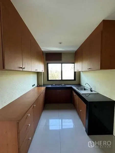 picture For rent Home Office 489 sqm in Mueang Samut Prakan, Samut Prakan - 3/12
