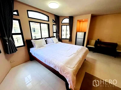เช่าทาวน์โฮม ม.ศรีนครินทรวิโรฒ วิทยาเขตประสานมิตร : ให้เช่า ทาวน์เฮาส์ 4 ห้องนอน